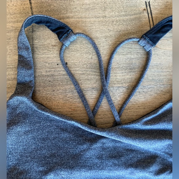 Lululemon Free to Be Bra - size 4 - Picture 5 of 5
